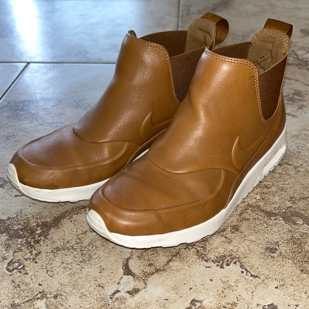 NIKE Air Max Thea Mid Womens Sneaker Boot Brown Leather size 7